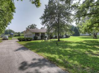 17528 Jayhawk Rd, Carthage, MO 64836
