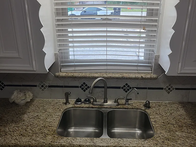 5822 Fairdale Ln #4 — Photo 8