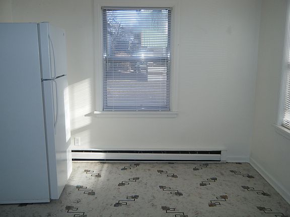 2nd image of 1085 Idaho Ave APT 2