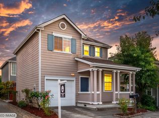 1013 Warren Drive, Petaluma, CA 94952