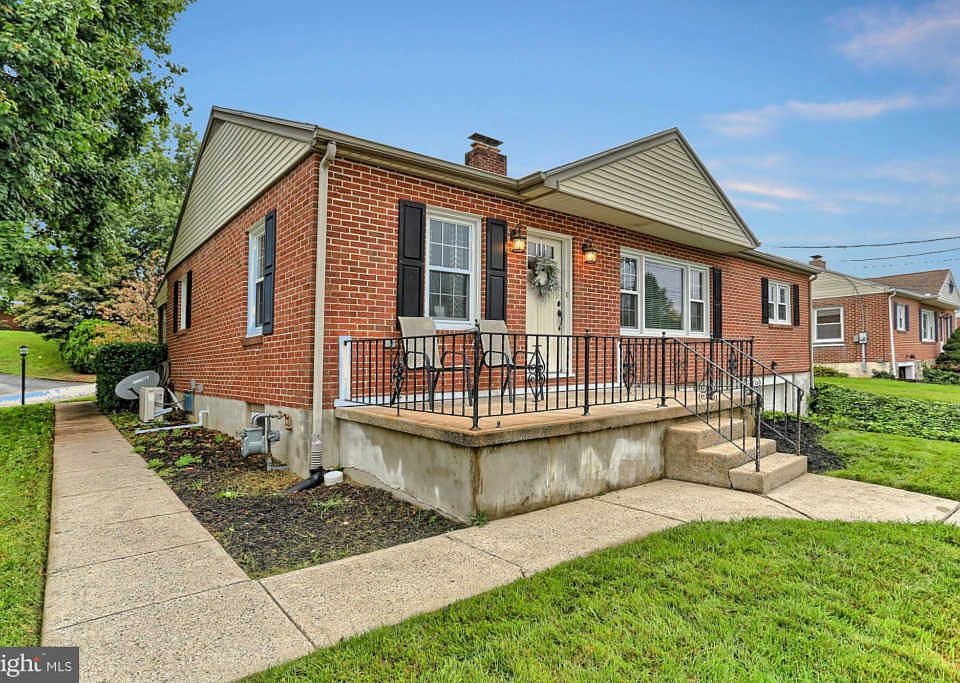 1999 Bannister St, York, PA 17404 Zillow