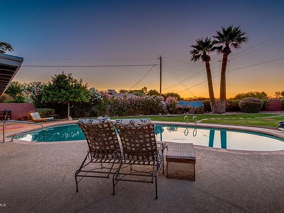 GREAT SUNSET  VIEWS!