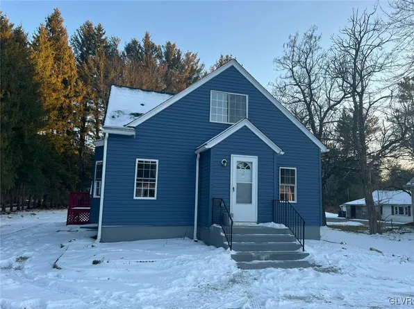 1054 Interchange Rd, Gilbert, PA 18331