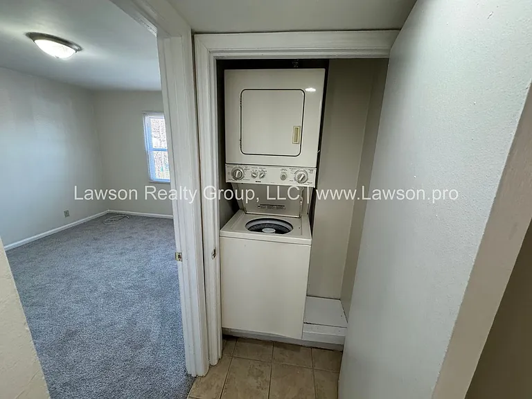 Floyd 954 — Photo 11