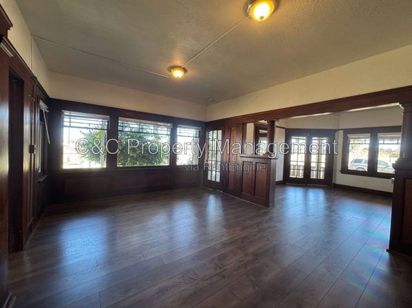1200 W Market Cir #11