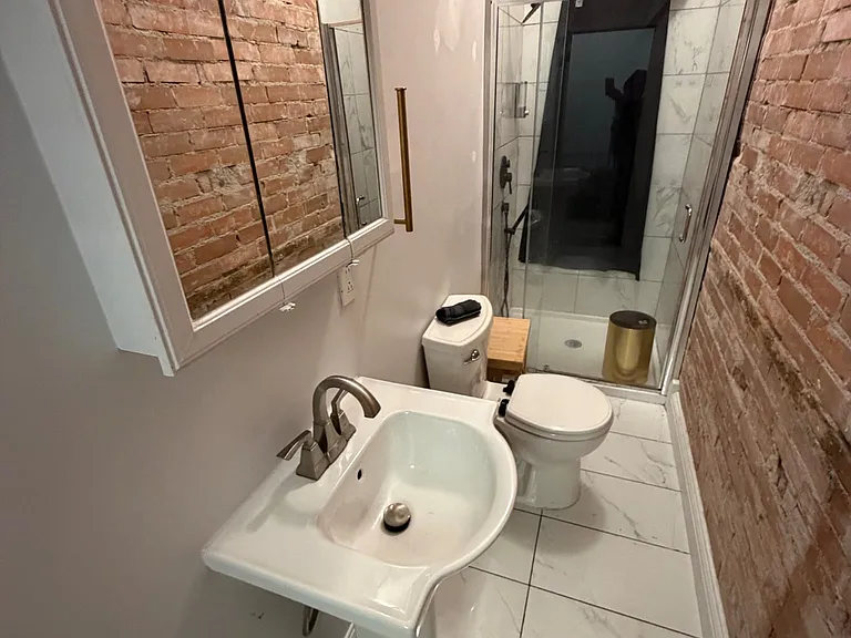 1047 Miner St — Photo 8