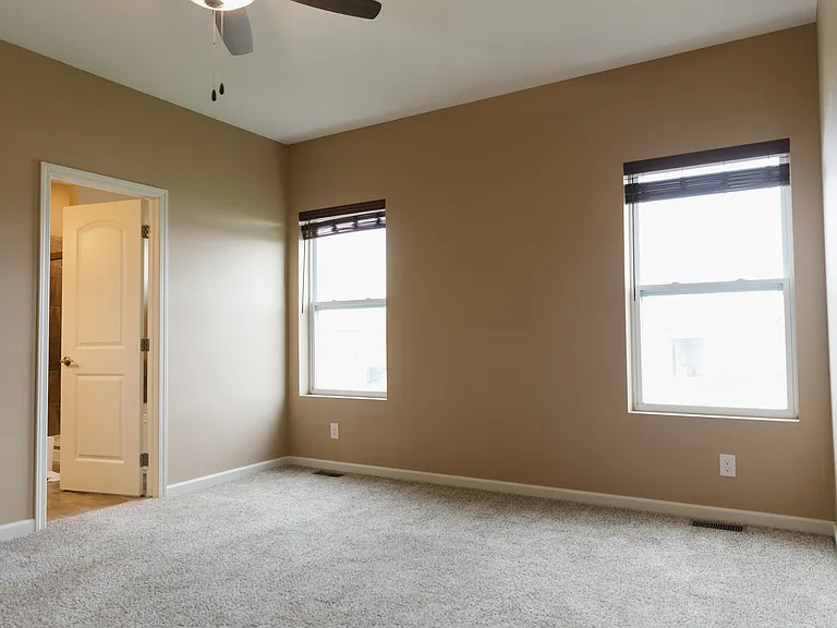 12960 S 51st St — Photo 32