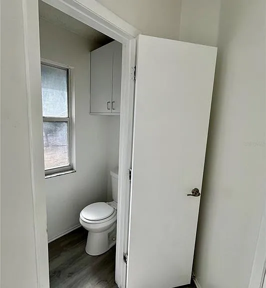 9318 Heritage Oak Ct — Photo 38