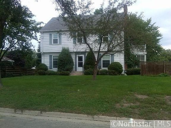 2nd image of 619 Shakopee Ave E
