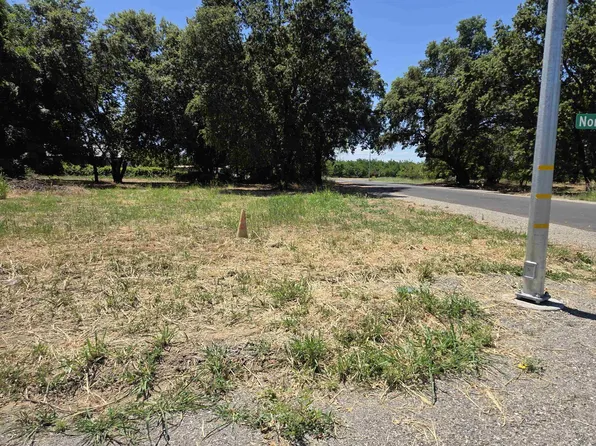 4th St, Gerber, CA 96035
