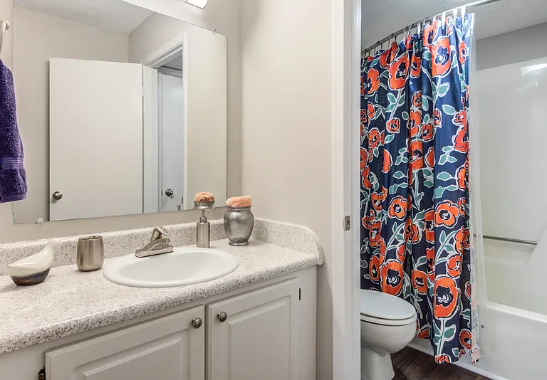 Northtowne Village Apartment Homes — Photo 19
