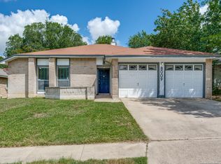 8009 Forest Ash, Live Oak, TX 78233