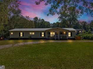 91 Neal St, Commerce, GA 30529