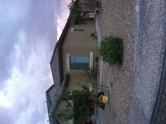 3rd image of 18039 W Palo Verde Ave