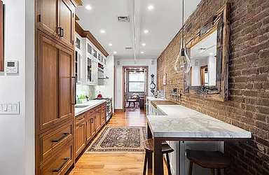 Rented by Harmonycity Corp.