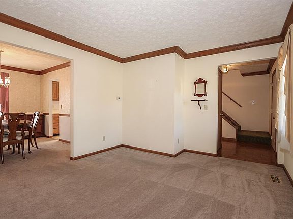 5th image of 6095 Brofield Dr