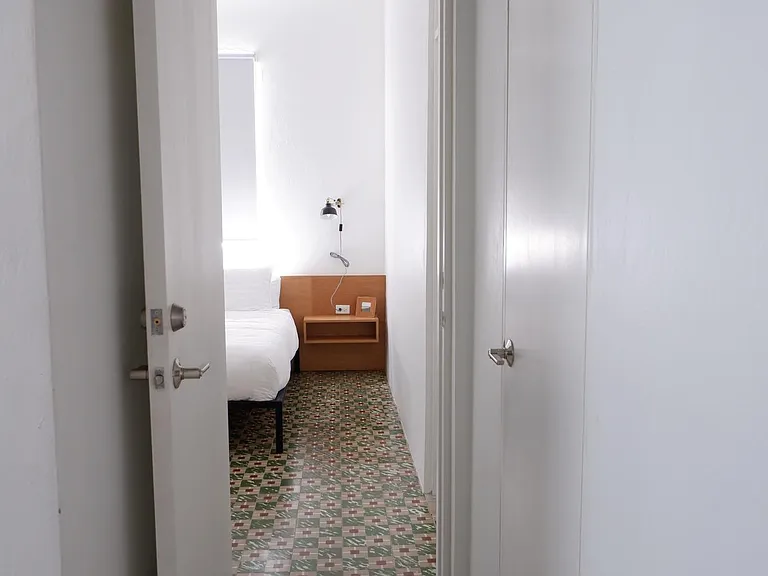 58 Calle Taft #2 — Photo 12