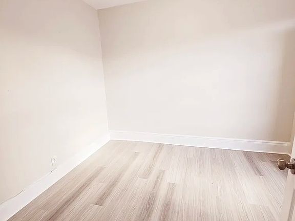 2nd image of 672 Grand St #Cpm2a