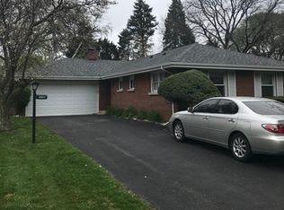 2824 Orchard Ln, Wilmette, IL