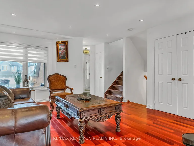 89 Beaconsfield Ave — Photo 8