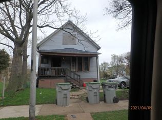 2208 W Brown St, Milwaukee, WI