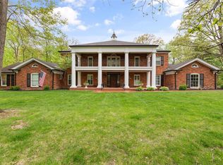 63 Portland Dr, Saint Louis, MO 63131