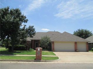 7216 NW 112th St, Oklahoma City, OK 73162