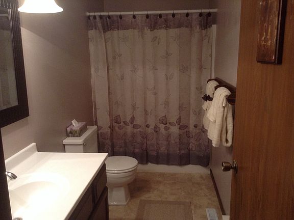 Upstairs Master Bath