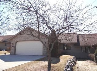6303 Hilltop Dr, Mount Pleasant, WI 53406