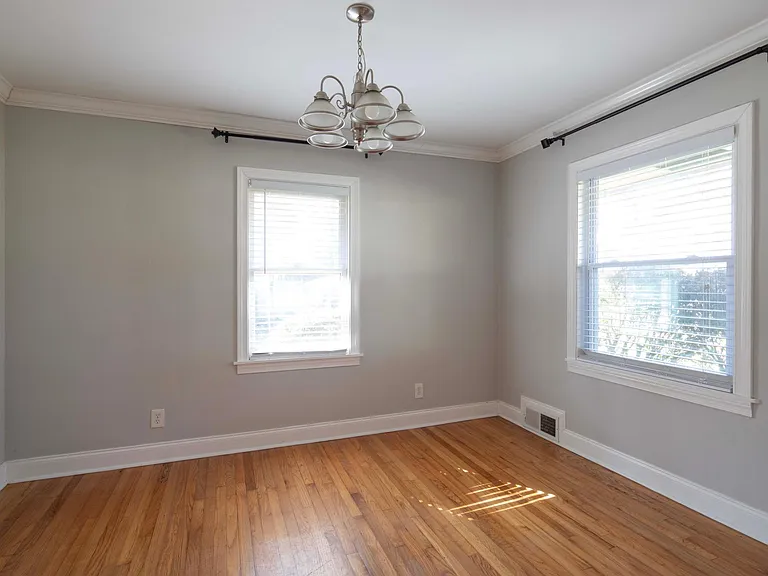 2441 N Decatur Rd — Photo 15