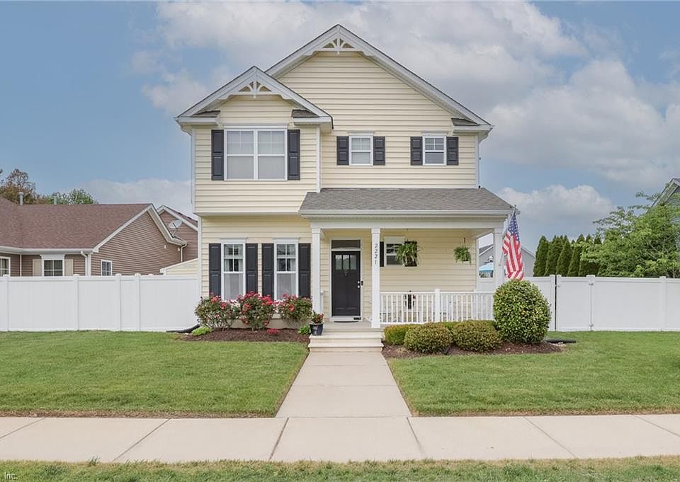 1st image of 2221 Welbeck Ln