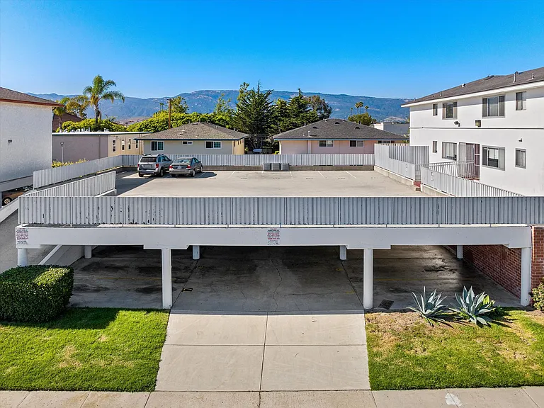 833 Embarcadero Del Mar — Photo 9