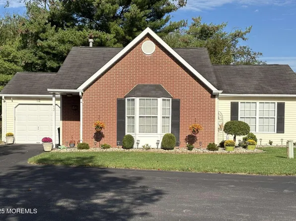 12 Morden Close, Freehold, NJ 07728