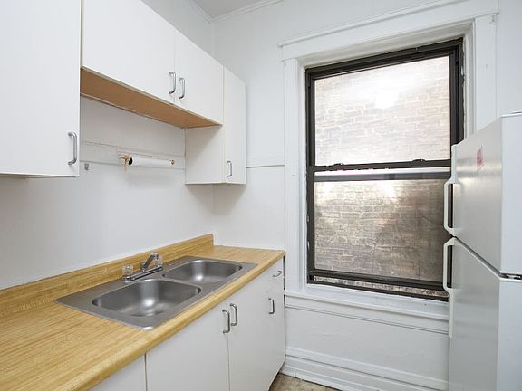 5th image of 2516 N Kedzie Blvd #E3