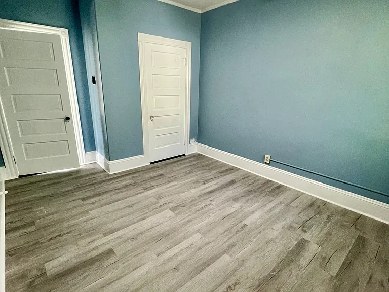 136 Church St #B — Photo 13