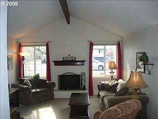 3rd image of 1450 SE 30th Ave