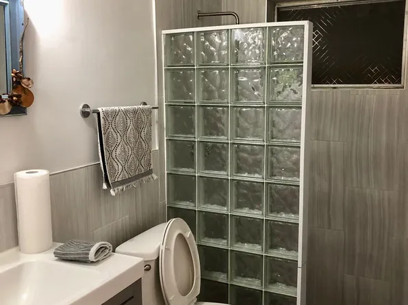 141 SE 2nd Ave, Dania Beach, FL 33004