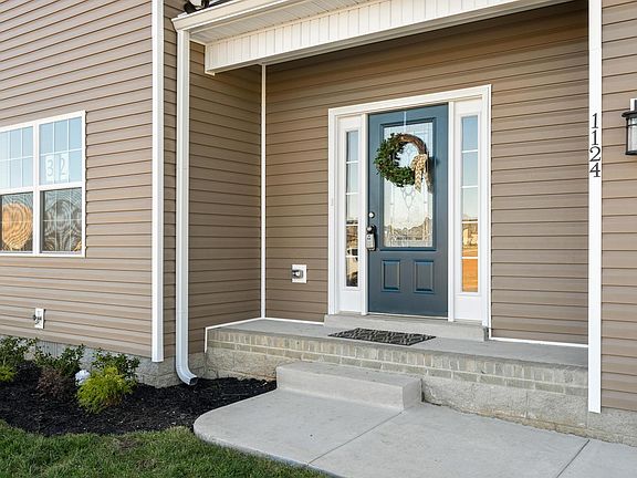 2nd image of 32 Beech Grv Lot 32