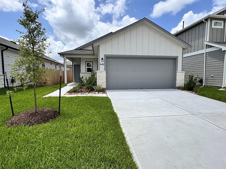 26422 Cedar Sedge Dr — Photo 1