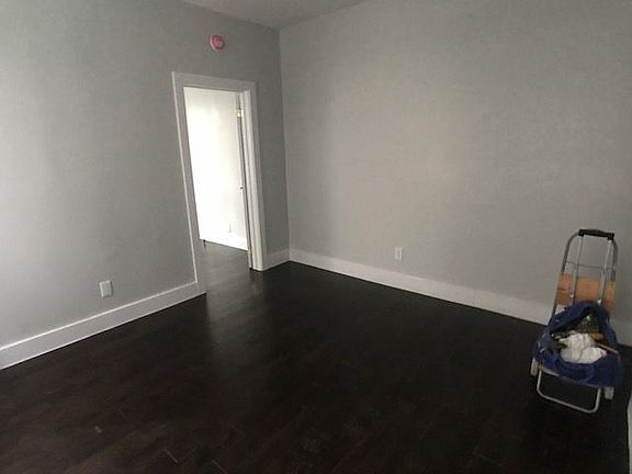 5th image of 24 Saint Nicholas Pl APT 1D