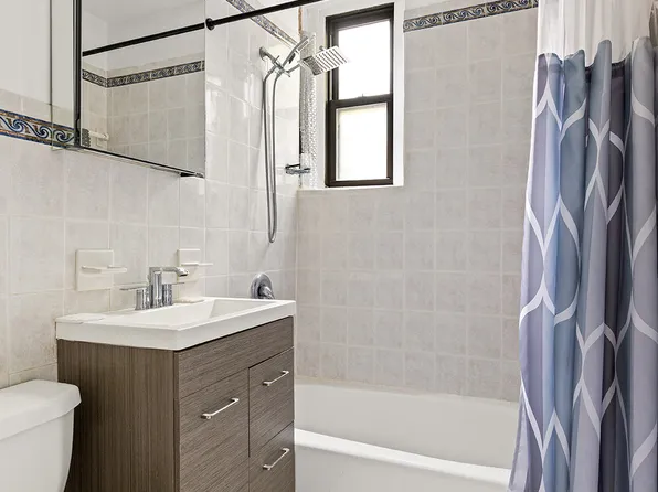 345 East 77th Street image 4 of 4