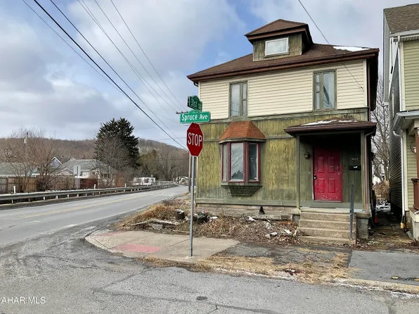 3022 Spruce Ave, Altoona, PA 16601