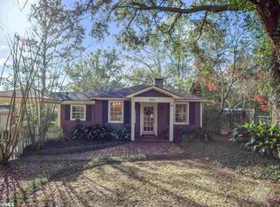 255 Azalea Cir W, Mobile, AL 36608