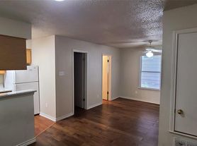 1907 Robbins Pl, Austin, TX