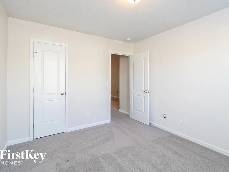5439 Misty Hill Cir — Photo 11