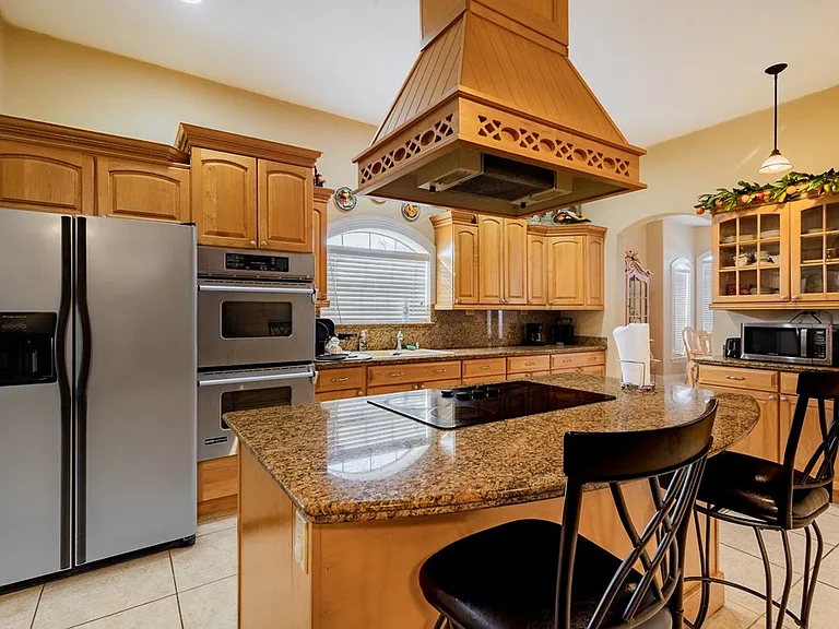 2201 Zacatecas Dr — Photo 18