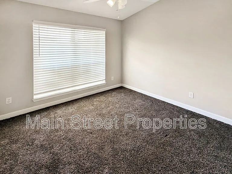 734 Marlinspike Dr — Photo 26
