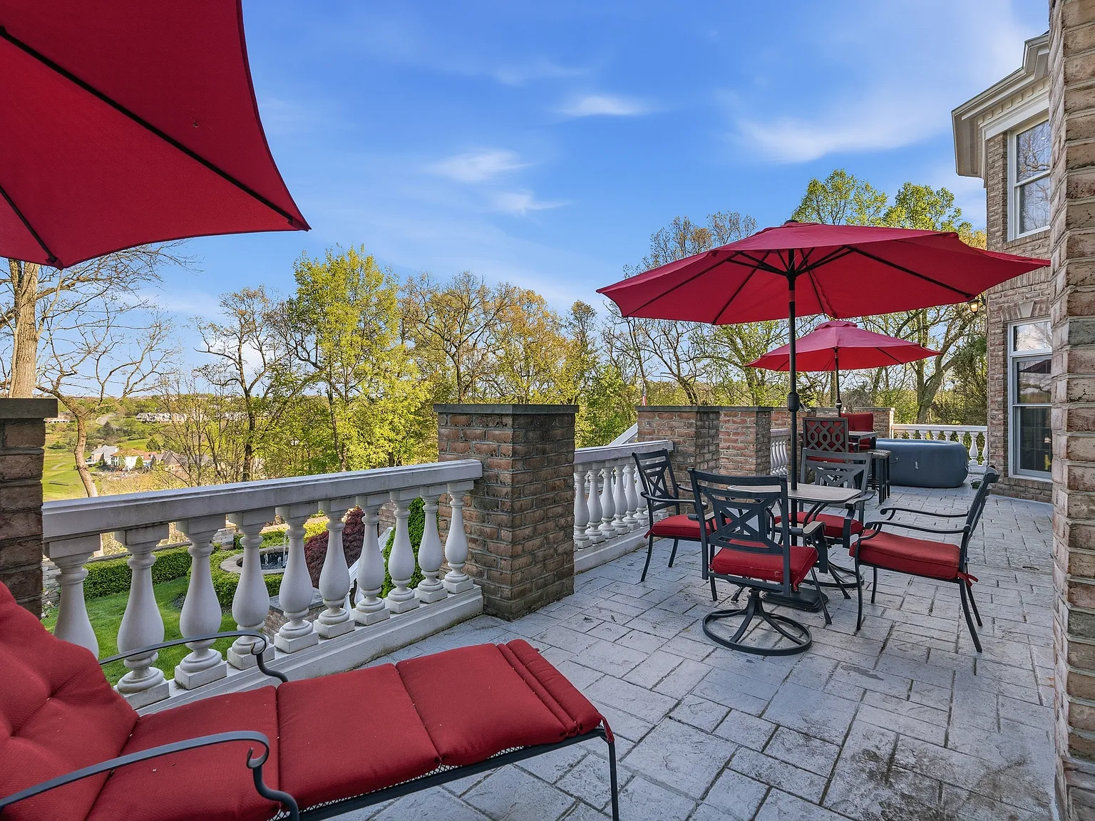 6 bed, $8,000 — Photo 3
