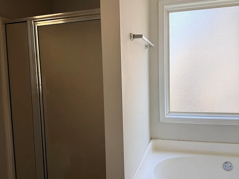 128 Shadowbrooke Cir — Photo 15