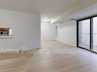 205 E Arbor Ave #212G, Bismarck, ND 58504